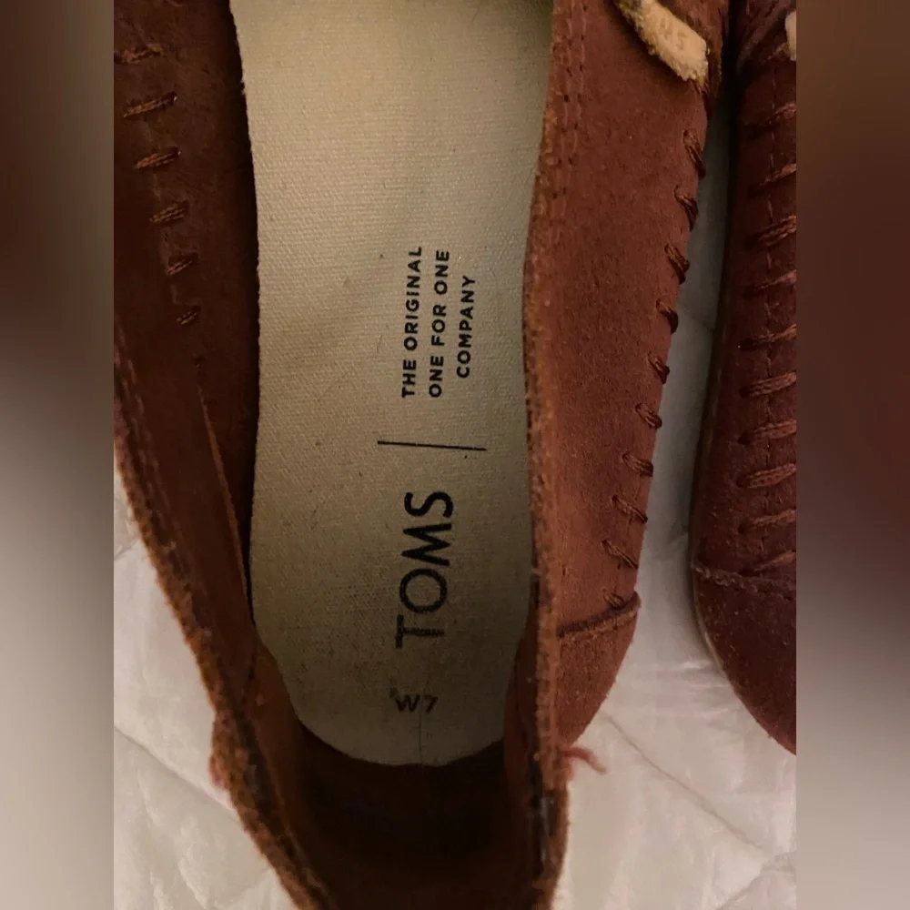 Toms Womens Suede Loafers - Picture 5 of 6